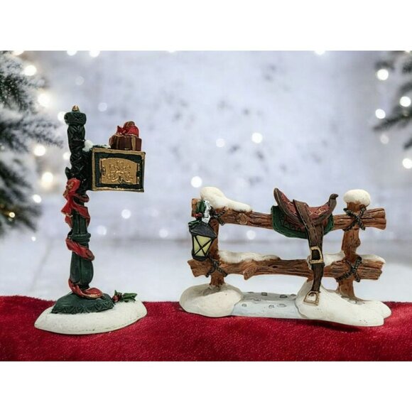 VTG O'Well Mailbox & Wood Saddle Fence Snow Lamp Christmas Village Holiday Decor - Picture 1 of 8